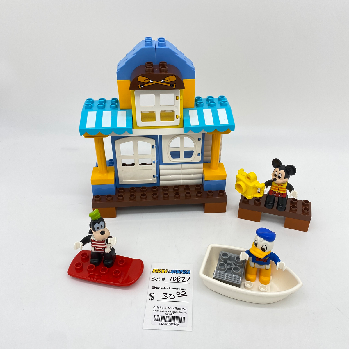 10827 Mickey & Friends Beach House (U) product image 1, provided for visual reference and product detail review