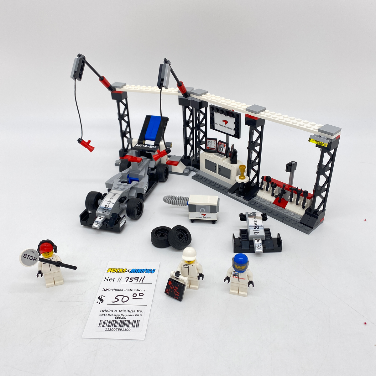 75911 McLaren Mercedes Pit Stop (U) product image 1, provided for visual reference and product detail review