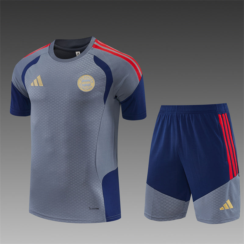 Bayern Munich Training Tracksuits 2026-2027 Football Kit product image 1