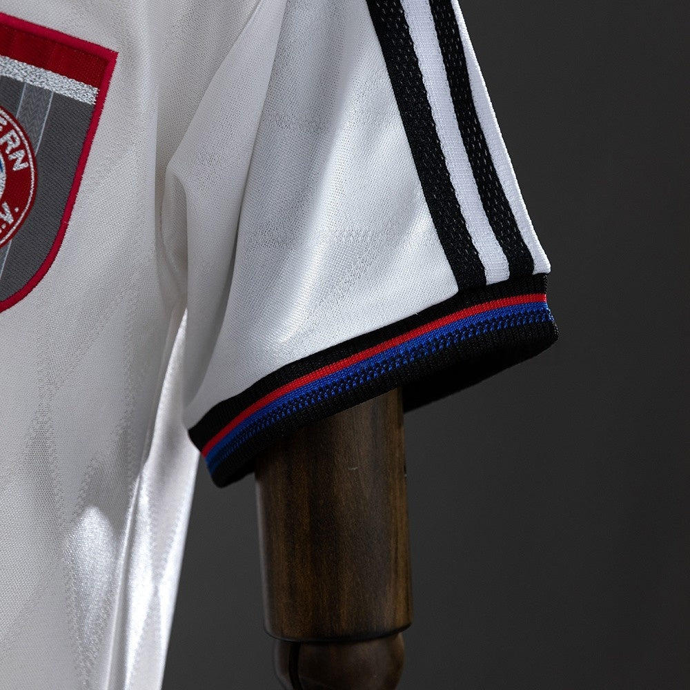 Bayern Munich Jersey 1996-98 Away Retro Football Kit product image 3