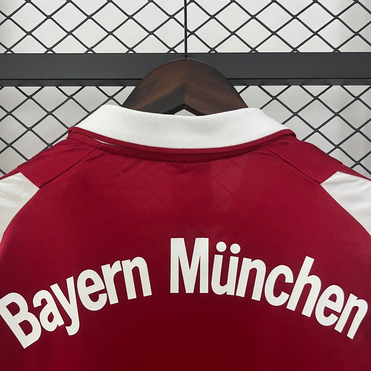 Retro Bayern Munich Jersey 2003-04 Home Football Kit Soccer product image 5