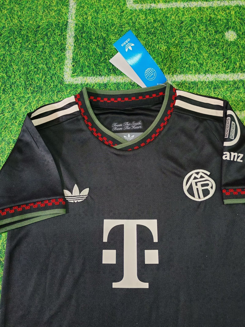 Kids Bayern Munich Jersey 25/26 Third Football Kit Soccer product image 3