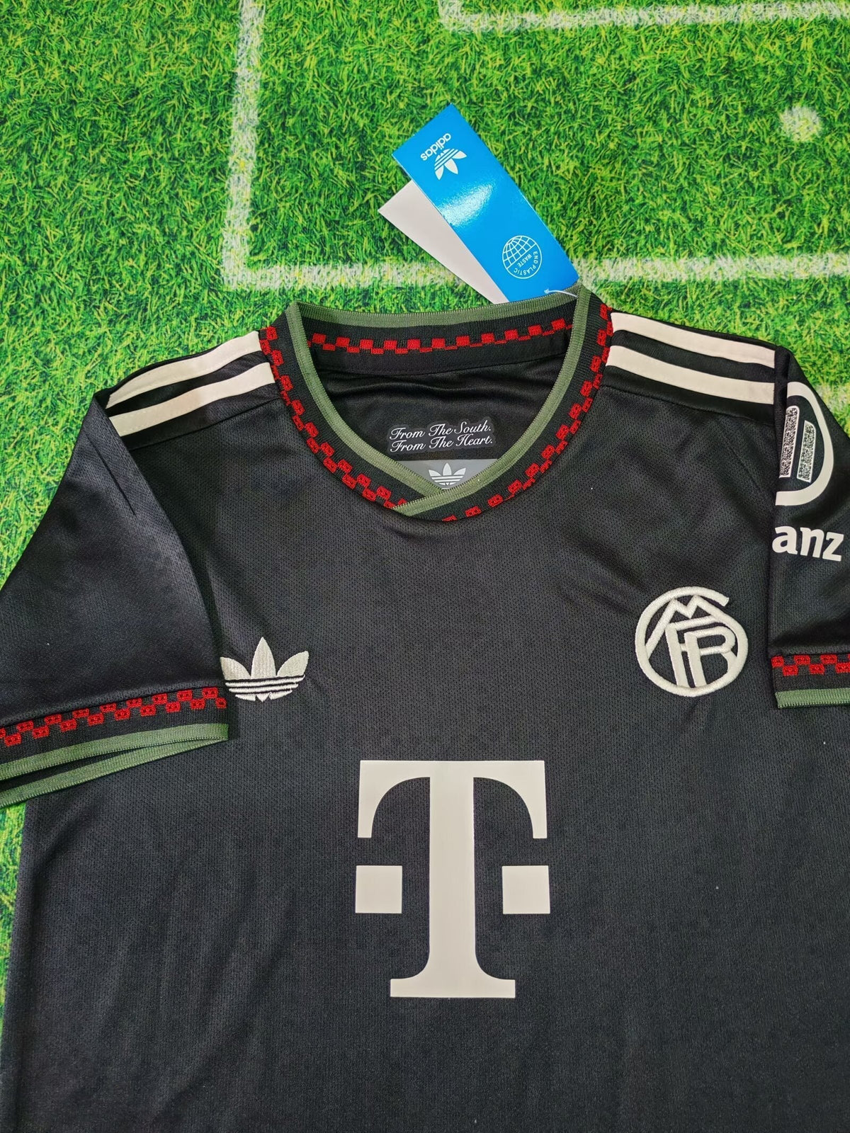 Kids Bayern Munich Jersey 25/26 Third Football Kit Soccer product image 3
