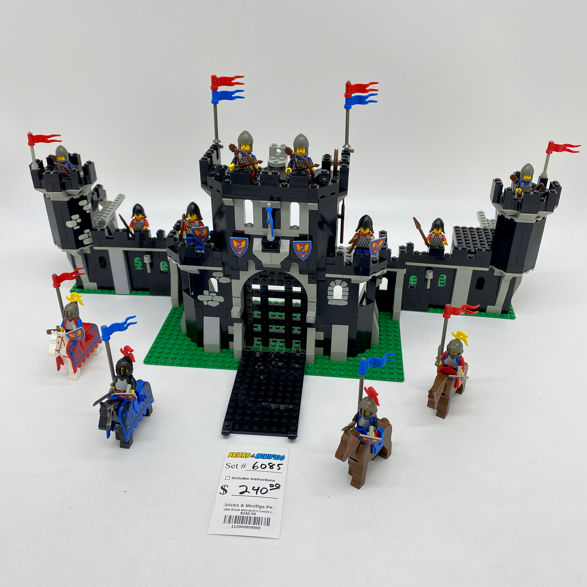 6085 Black Monarch's Castle (U) product image 1, provided for visual reference and product detail review