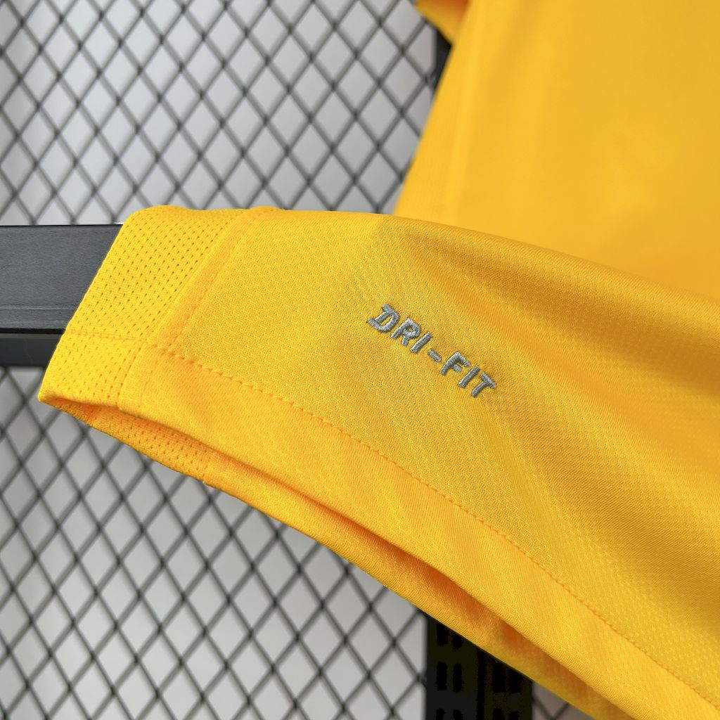 Retro Brazil Jersey 2010 Home Football Kit Soccer product image 6