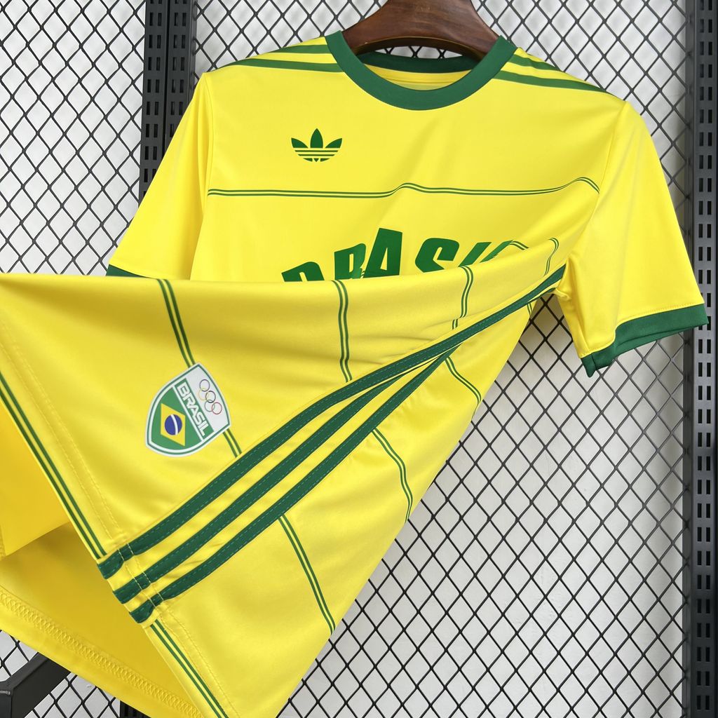 Brazil Home Jersey 1984 Retro Football Kit Soccer Shirt product image 7