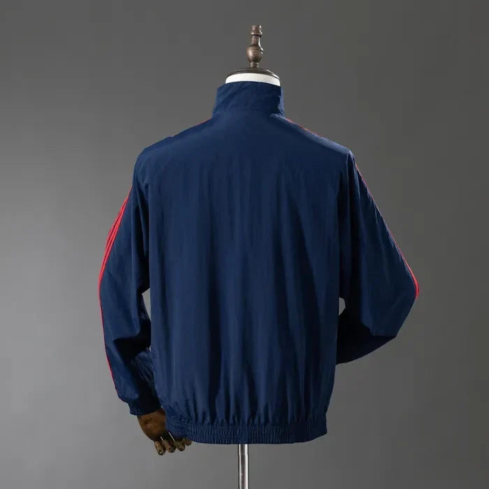 Bayern Munich Windbreaker 2025/26 Reversible Football Kit product image 3