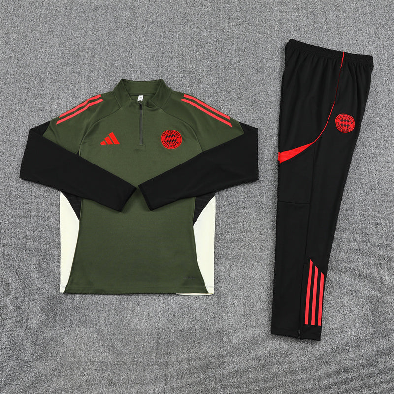 Bayern Munich Training Tracksuits 25/26 Football Kit Soccer product image 2