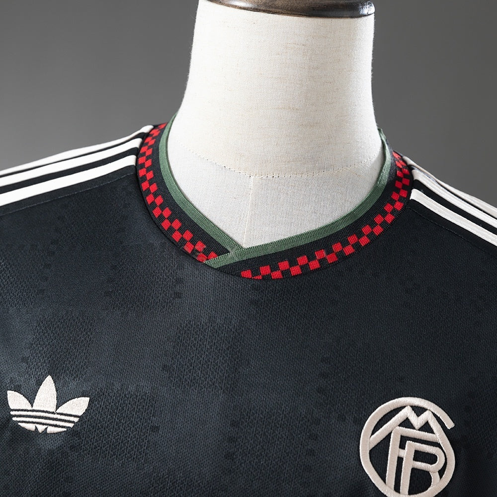 Bayern Munich Third Jersey 25/26 Long Sleeves Football Kit product image 8