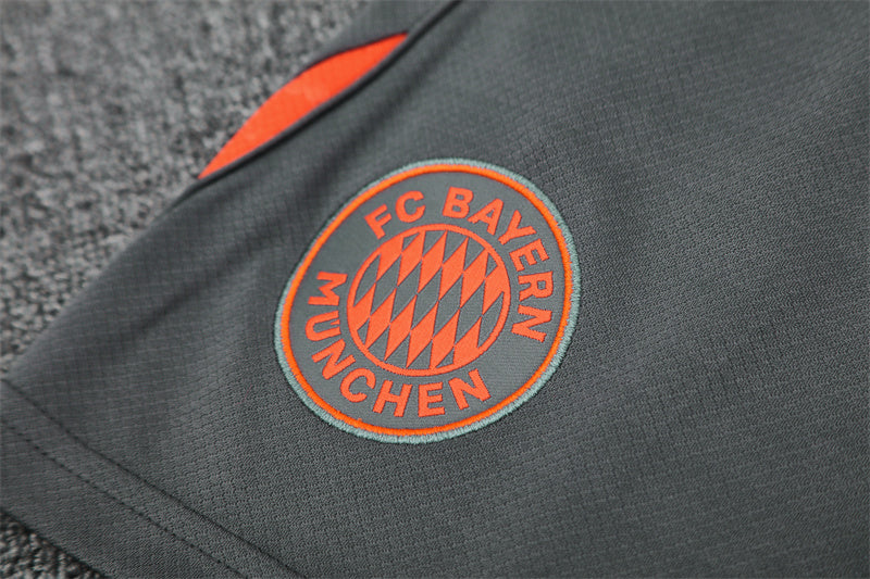 Bayern Munich Training Tracksuits 25/26 Football Kit Soccer product image 17