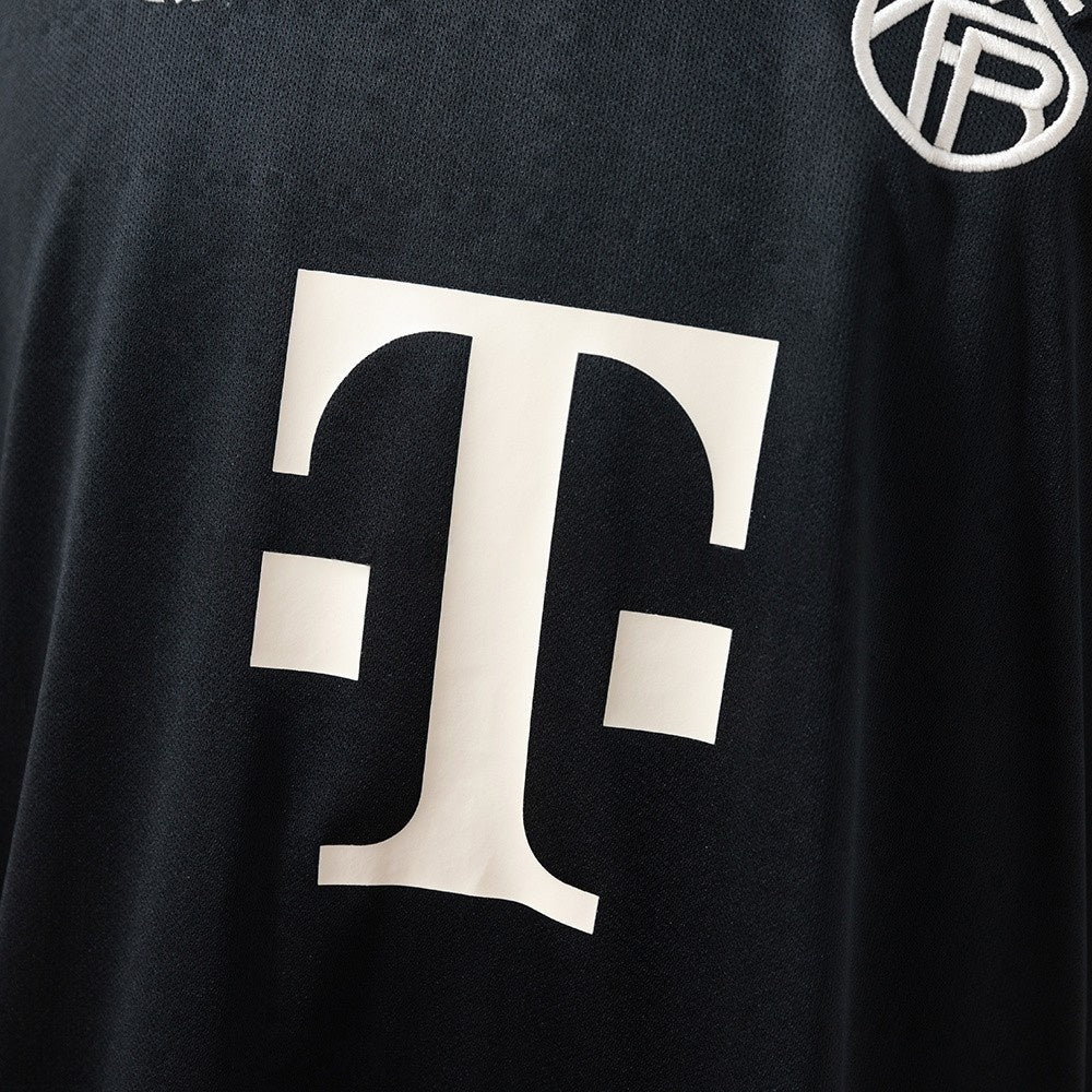 Bayern Munich Jersey 25/26 Third Champions League Football product image 6