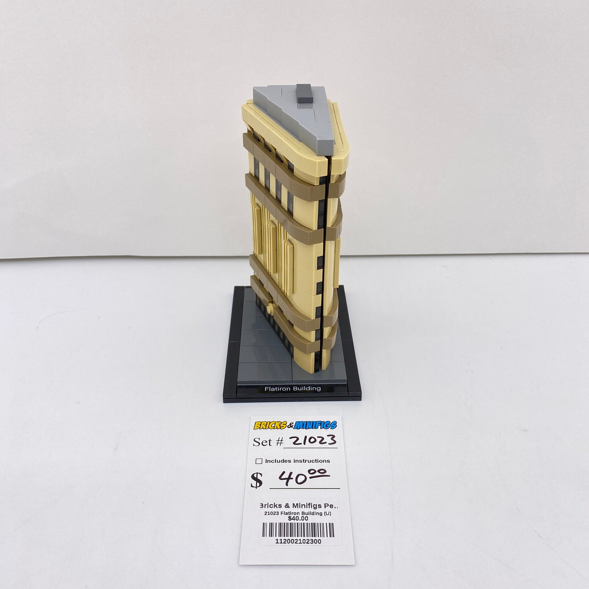 21023 Flatiron Building (U) product image 1, provided for visual reference and product detail review