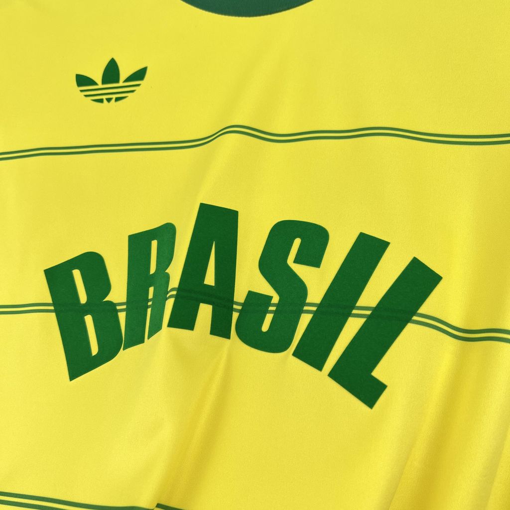 Brazil Home Jersey 1984 Retro Football Kit Soccer Shirt product image 5