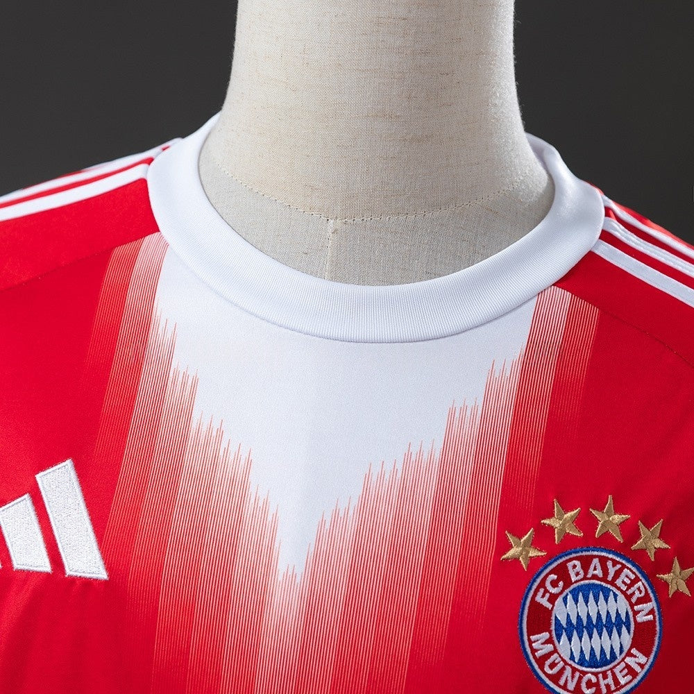 Bayern Munich Jersey 25/26 Home Football Kit Long Sleeves product image 9