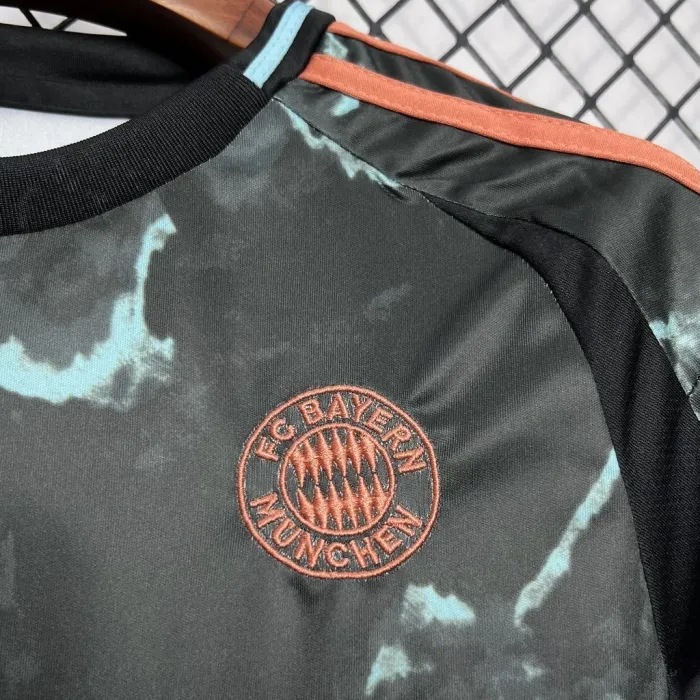 Kids Bayern Munich Away Jersey 24/25 Football Kit product image 4