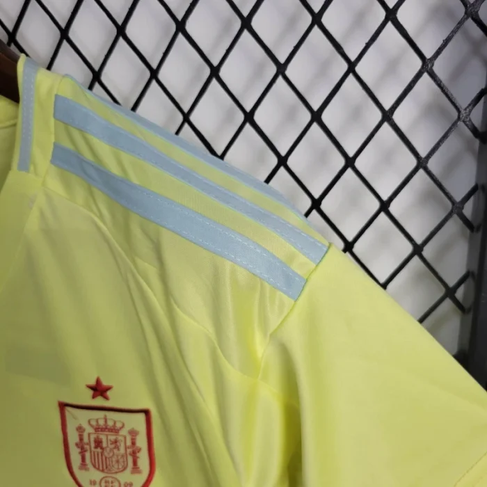 Kids Spain Away Kit 24/25 Euro Cup 2024 Football Jersey product image 6