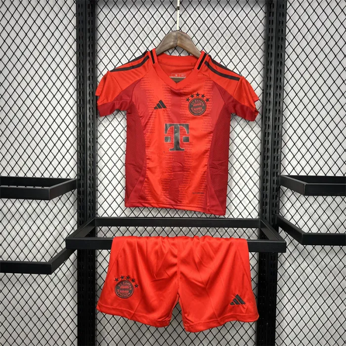 Kids Bayern Munich Home Jersey 24/25 Football Kit product image 1