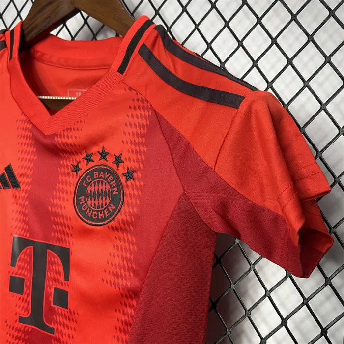Kids Bayern Munich Home Jersey 24/25 Football Kit product image 2