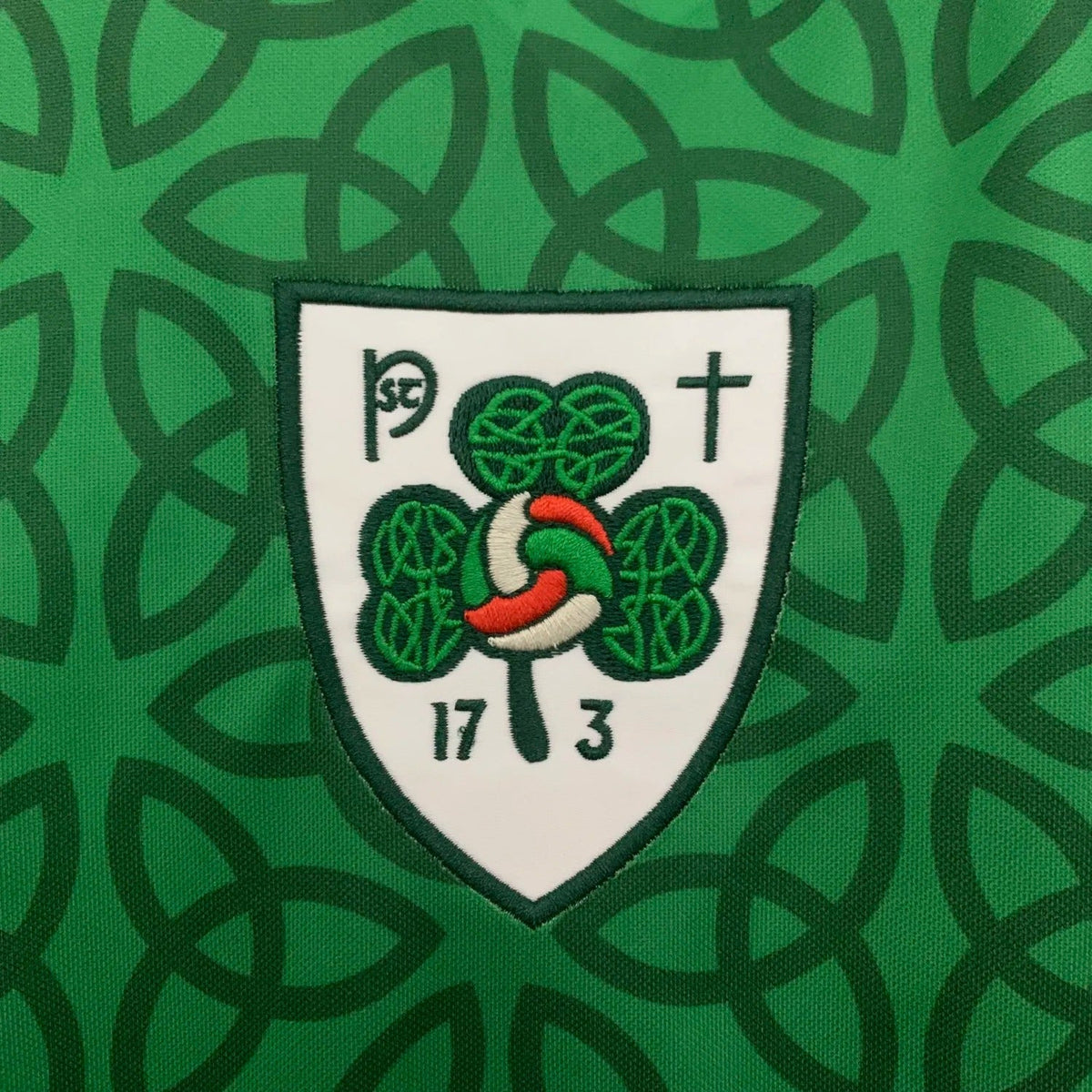 ireland st. patrick's day home jersey 25/26 football kit product image 4