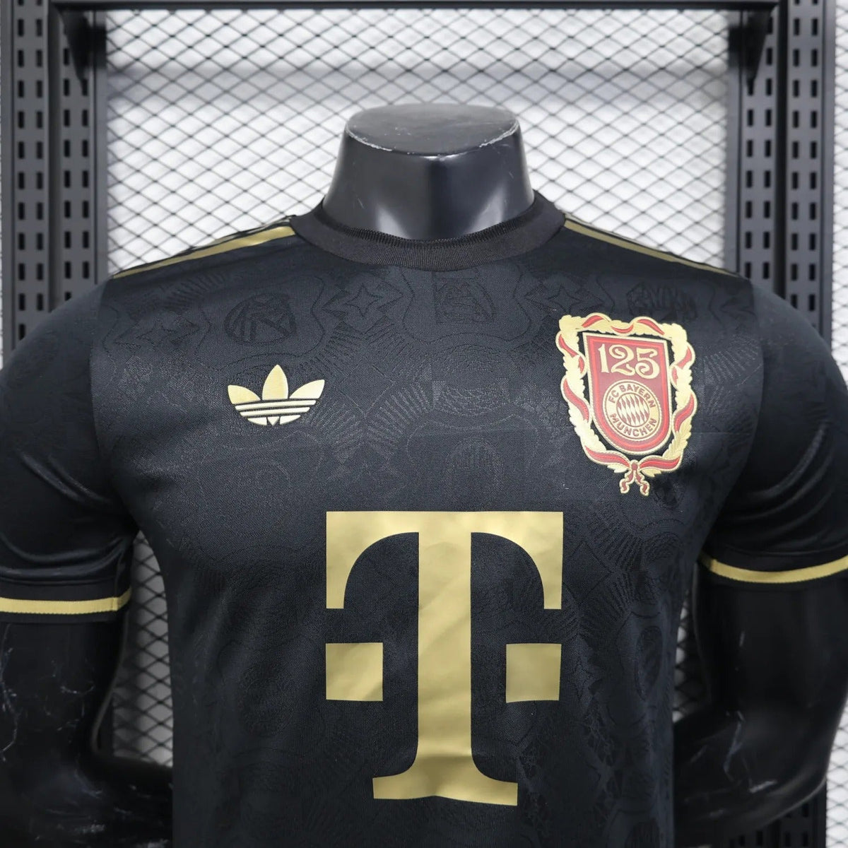 player version bayern munich jersey 25/26 anniversary product image 6